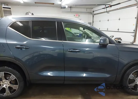 2020 Volvo Xc40 T5 Inscription из США, поврежденный, VIN YV4162UL7L2291167